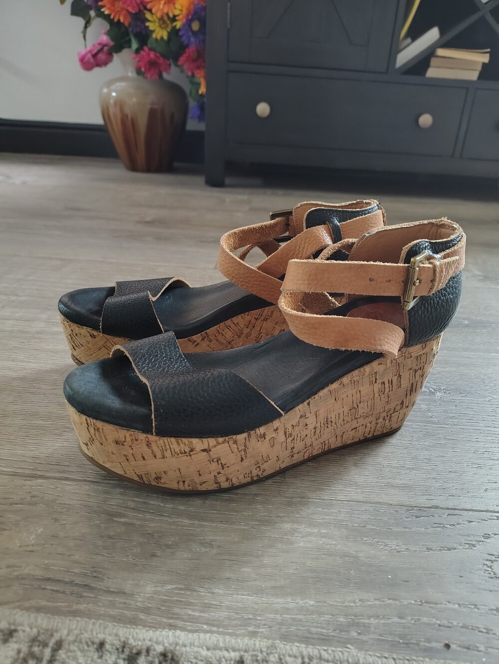 Anthropologie Gee WaWa Black  Leather Cork Wedge Sandals 8.5